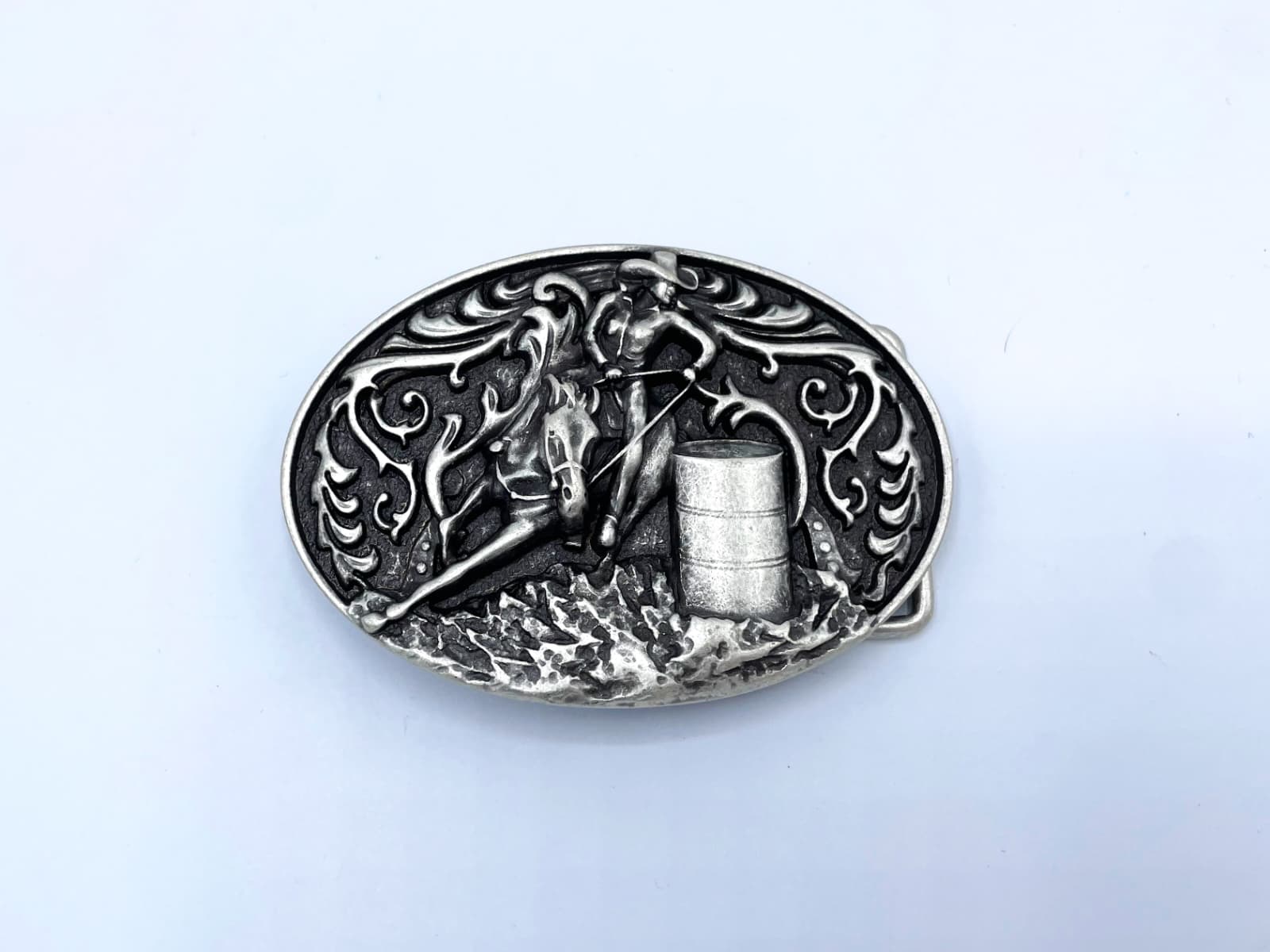 E2080-A_schnallen_barrel legend_silber Barrel Legend – Bild 1